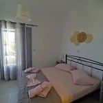 Ferienhaus Sifnaiou 2 Parasporos