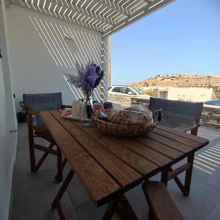 Sifnaiou 2 Hébergement de vacances Parasporos