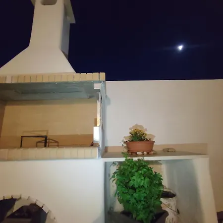Ferienhaus Sifnaiou 2 Parasporos